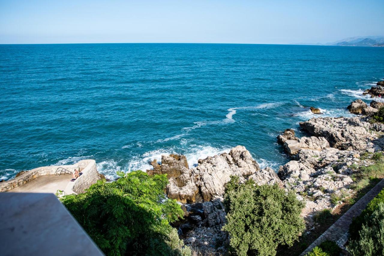 Hotel R Utjeha Kültér fotó