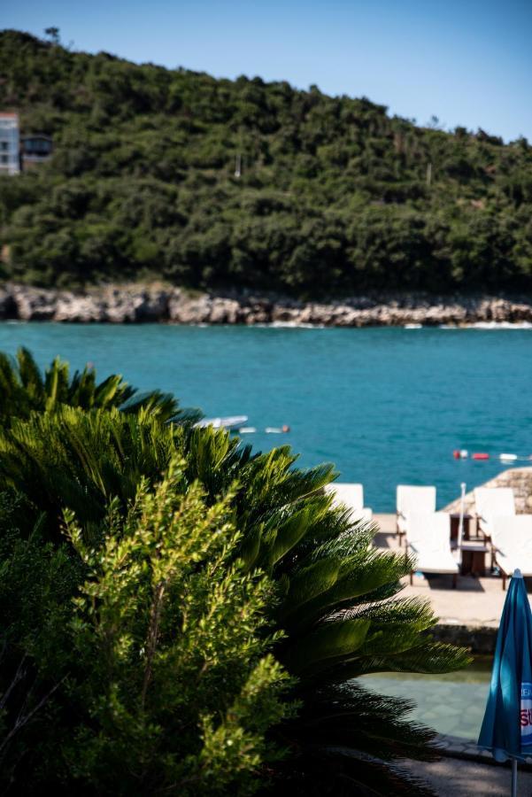 Hotel R Utjeha Kültér fotó