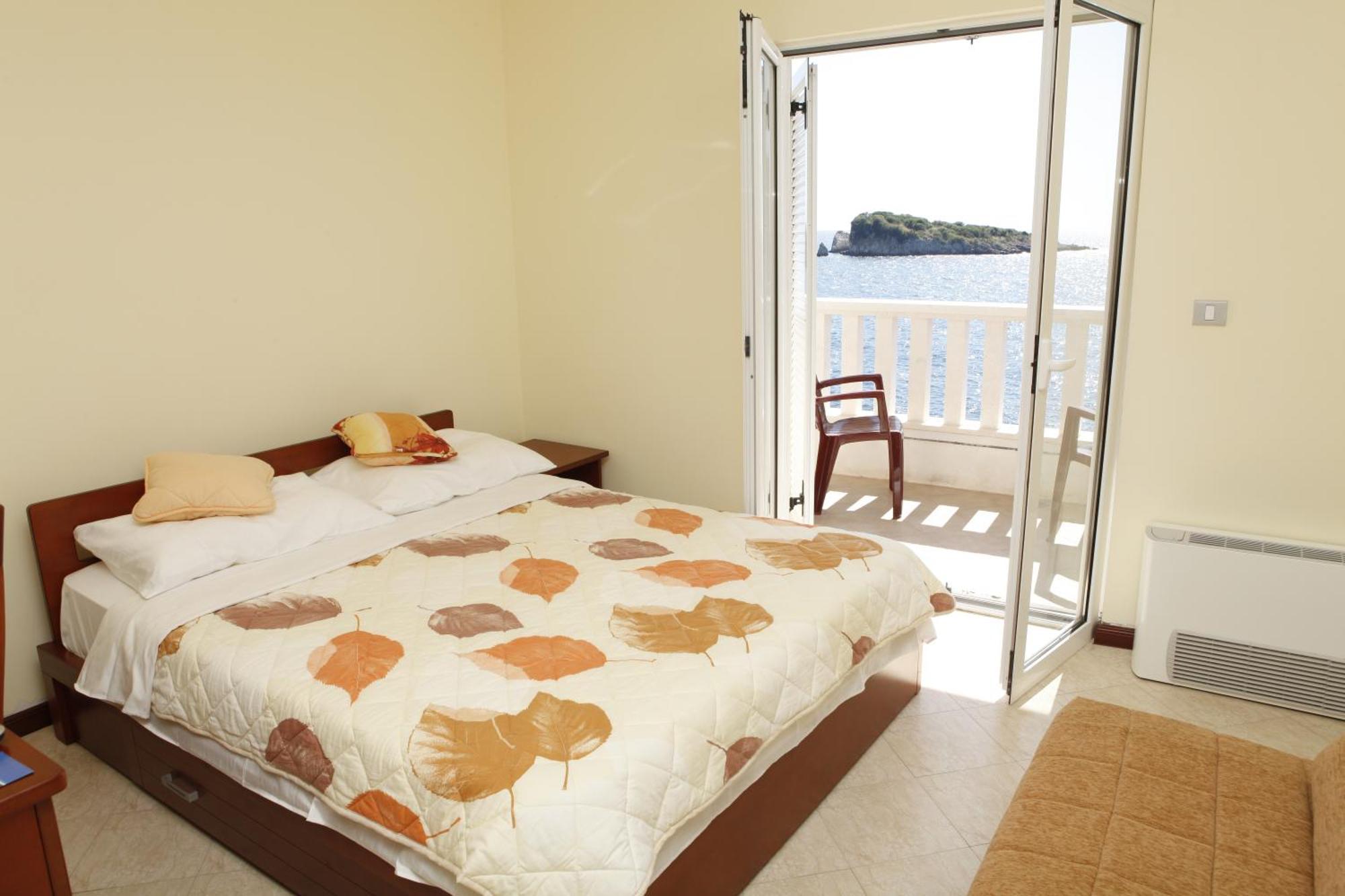 Hotel R Utjeha Szoba fotó