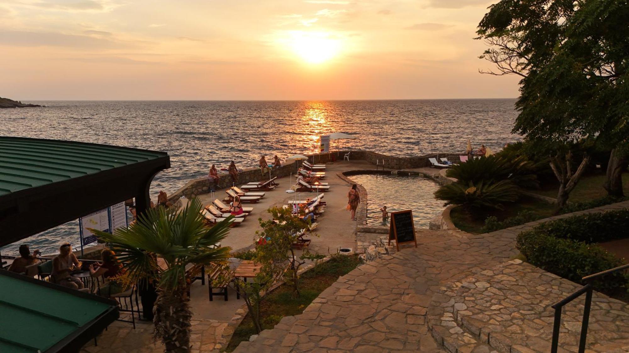 Hotel R Utjeha Kültér fotó