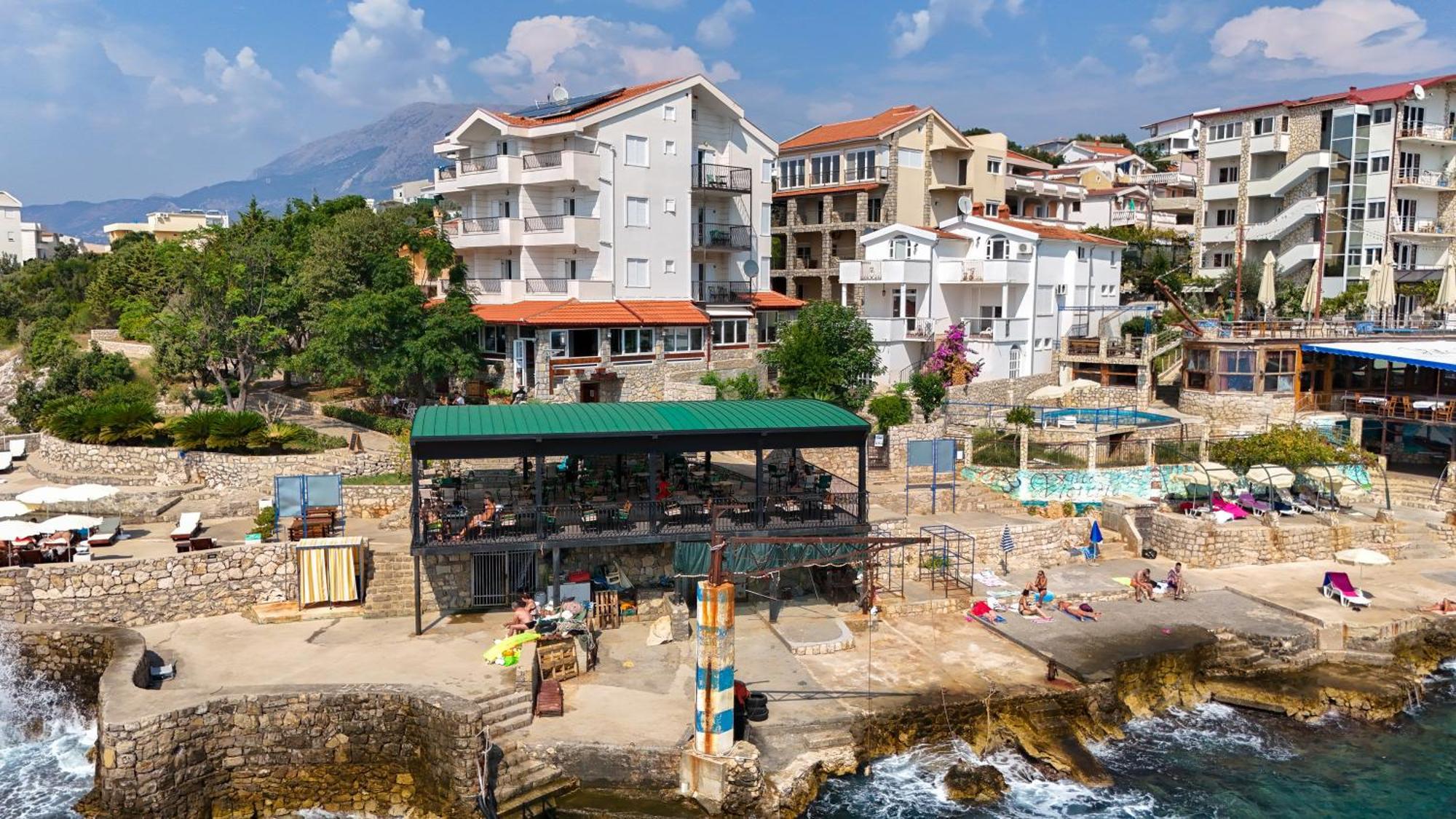 Hotel R Utjeha Kültér fotó