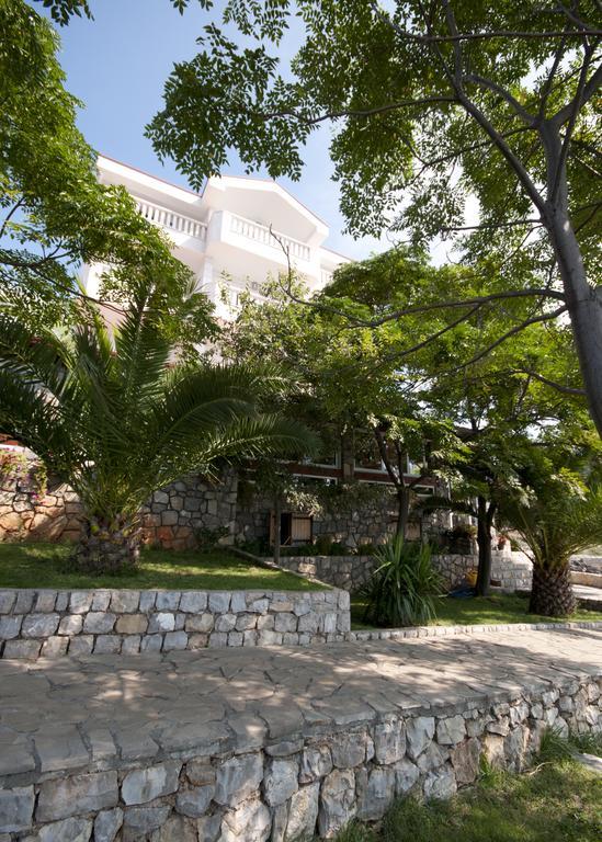 Hotel R Utjeha Kültér fotó