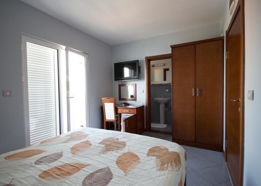 Hotel R Utjeha Kültér fotó