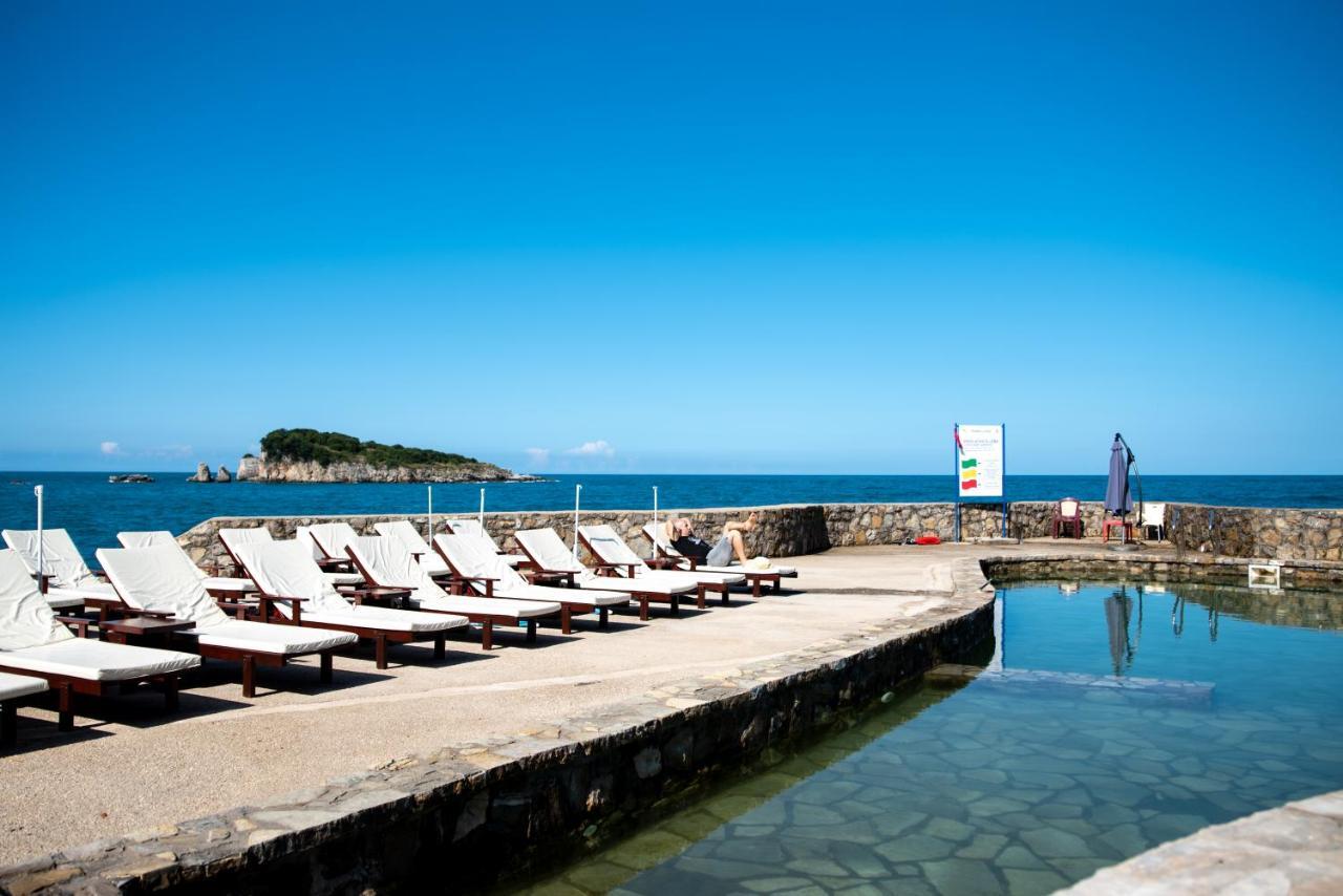 Hotel R Utjeha Kültér fotó